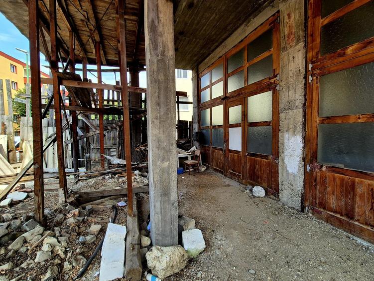 Casă individuală cu 5 camere cu Teren 148 Mp în Blumăna