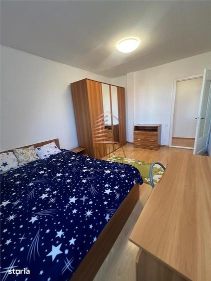 Apartament cu 3 camere decomandat în Cantemir