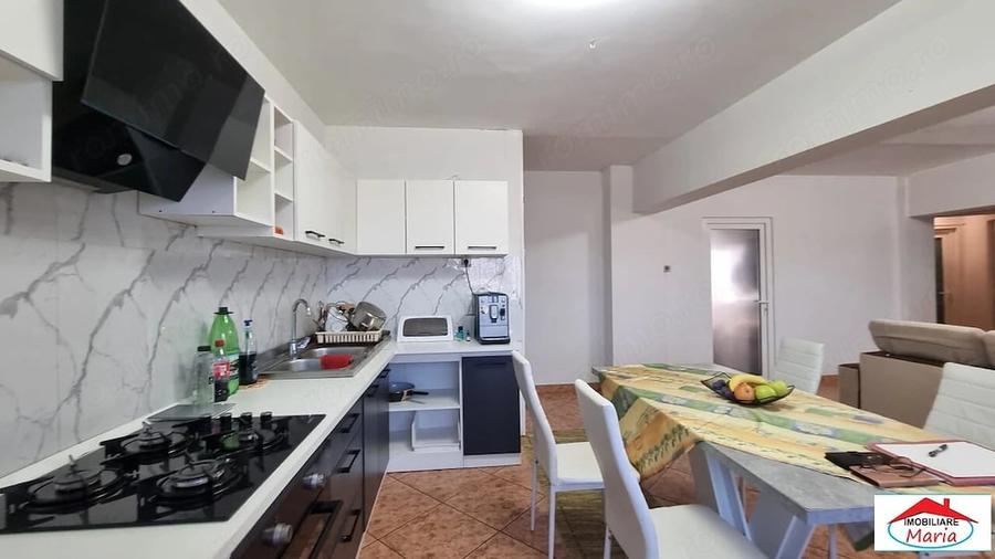 Apartament cu 5 camere în Soarelui