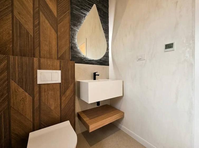 Casa Premium - str Cetatii langa Manastirea Cetatuia la 2km de bld Poitiers, 4camere , 3 bai - 5