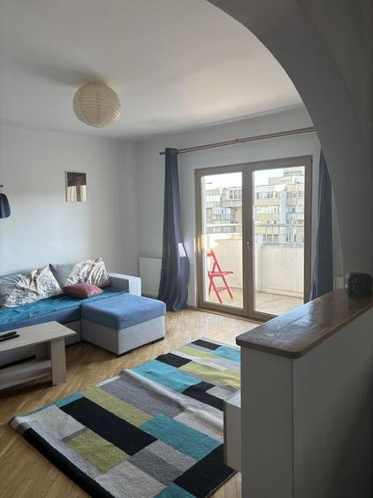 Apartament cu 2 camere decomandat în Florești