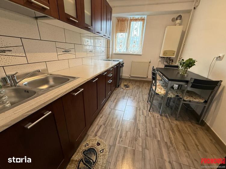 Apartament cu 3 camere în Mioriței