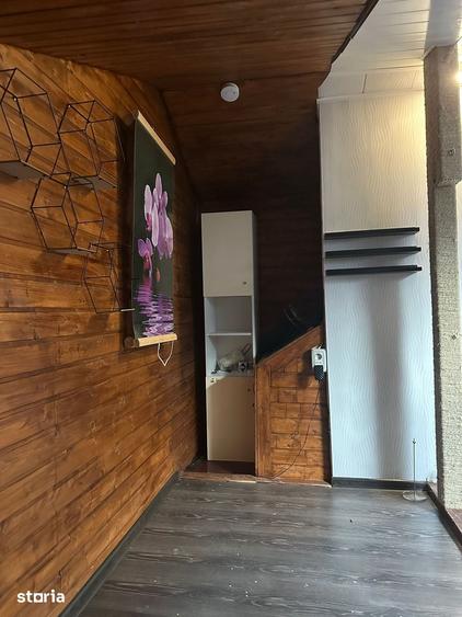 Casă cu 5 camere cu Teren 231 Mp în Tuzla