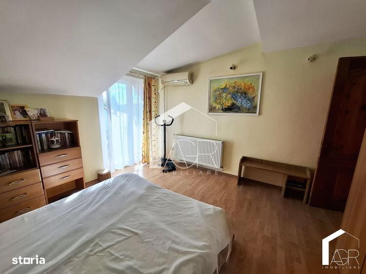 Casă cu 4 camere cu Teren 167 Mp în Republicii