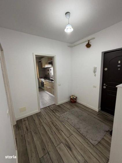 Apartament cu 3 camere decomandat în Văcăresti