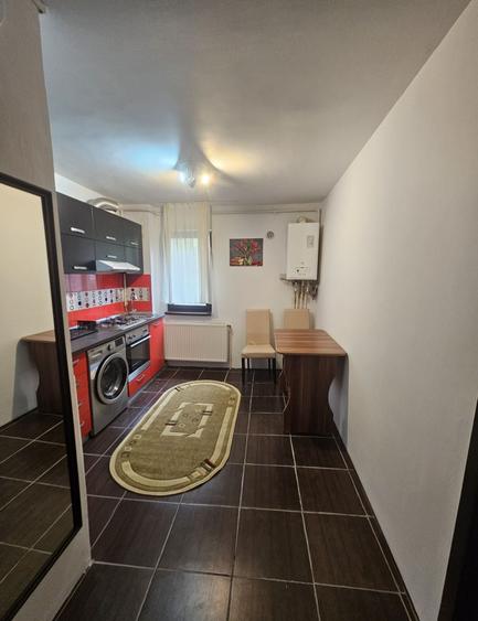 Apartament cu 2 camere semidecomandat în Gării