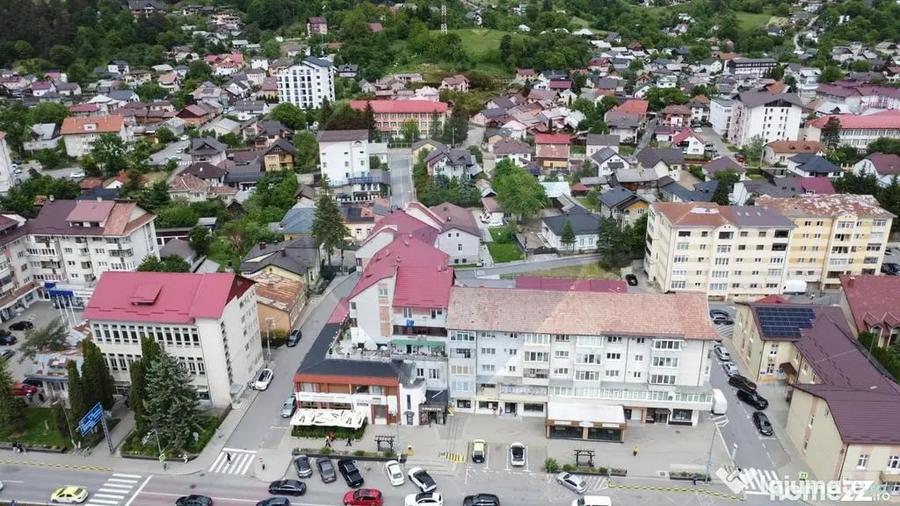 Apartament cu 2 camere decomandat în Ultracentral