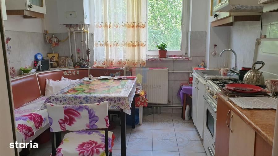 Apartament cu 2 camere semidecomandat în Hipodrom