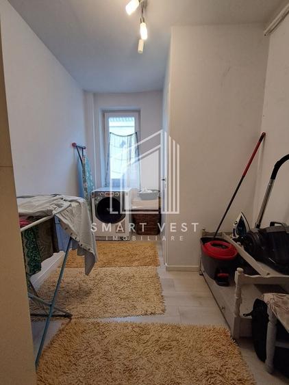 Apartament cu 5 camere semidecomandat, mobilat în Semicentral
