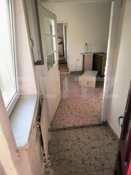 Casă individuală cu 3 camere cu Canalizare în Nord-Vest