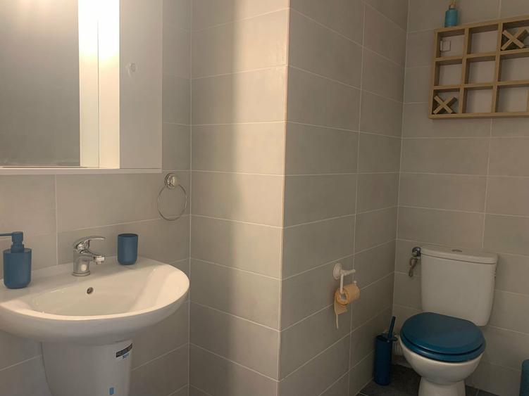 Apartament cu 2 camere decomandat în Militari