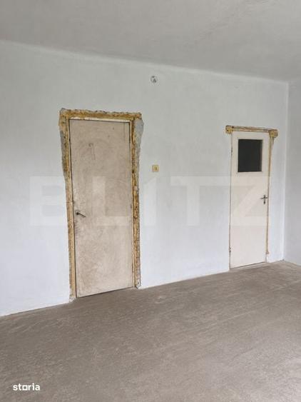 Casă cu 3 camere în Cornești