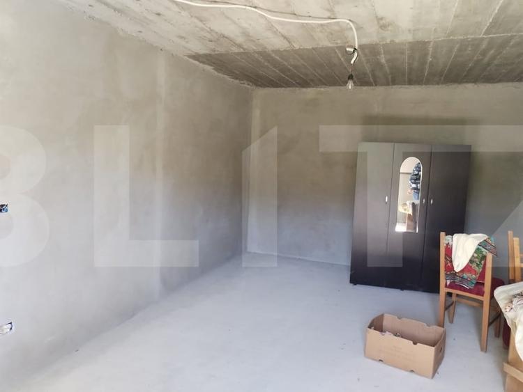 Casă individuală cu 3 camere cu Garaj în Dorohoi