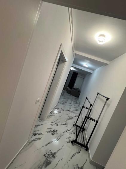 Apartament cu 2 camere decomandat în Giroc