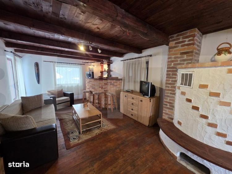 Casă cu 4 camere în Turia