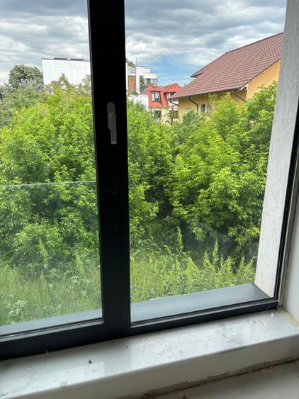 Apartament cu 2 camere decomandat în Aviației