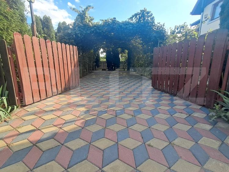 Casă individuală cu 3 camere cu Teren 1050 Mp în Dumbrăvioara