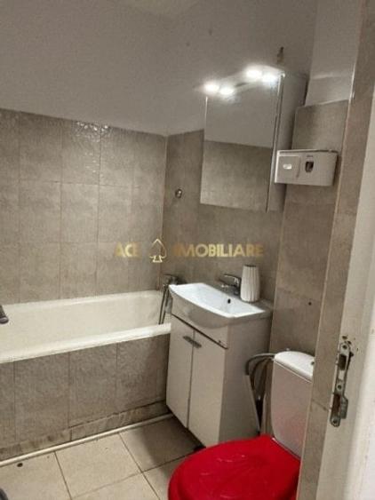 Apartament cu 3 camere decomandat, mobilat în Giulești