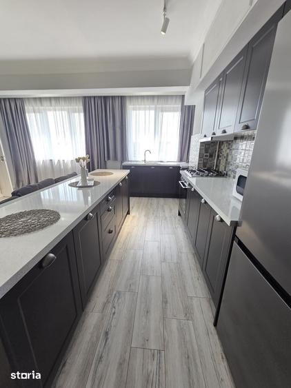 Apartament cu 4 camere în Burdujeni