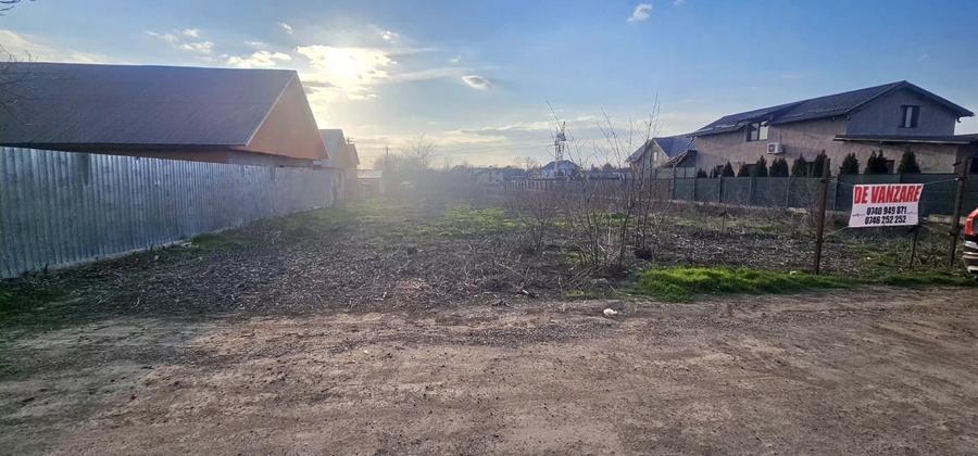 Teren Construcții intravilan de 705 mp, în Vânători