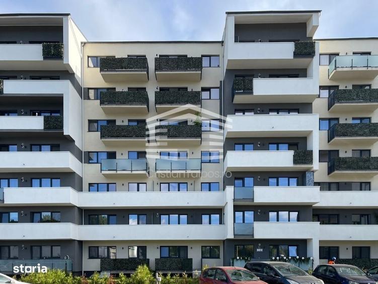 Apartament cu 3 camere decomandat în Noua