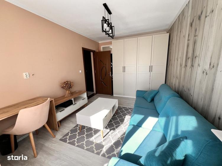 Apartament cu 3 camere semidecomandat în Dâmbovița