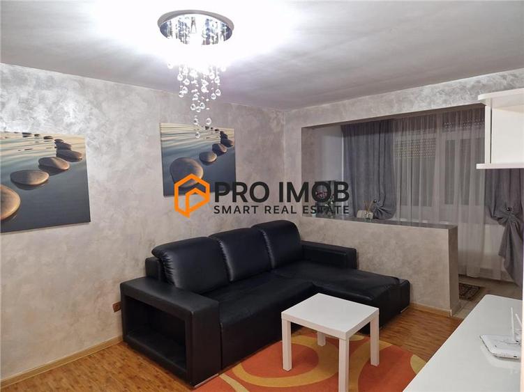 Apartament cu 2 camere decomandat, mobilat în Micro 14