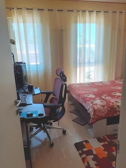 Apartament cu 3 camere semidecomandat, mobilat în Ferdinand