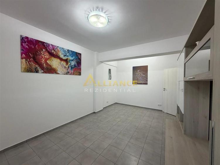 Apartament cu 2 camere decomandat în Metalurgiei