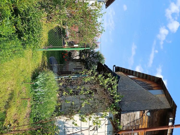 Casă cu Teren 321 Mp în Între Lacuri