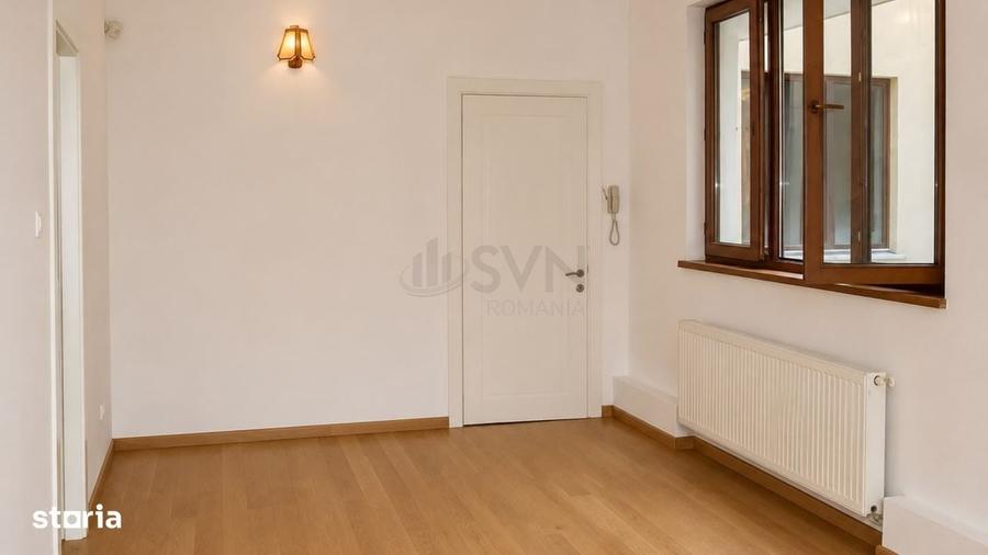 Apartament cu 4 camere în Calea Victoriei