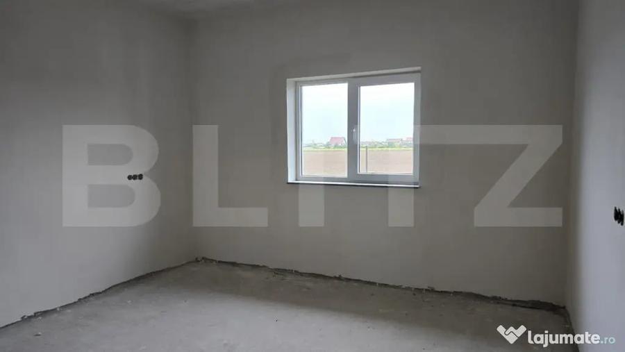 Casă cu 4 camere cu Teren 420 Mp în Periferie