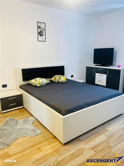 Apartament cu 3 camere, mobilat în Tractorul