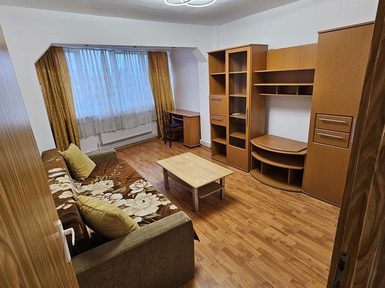 Vand apartament 2 camere, mobilat - 3