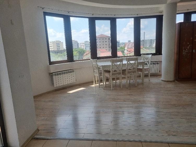 Apartament cu 2 camere semidecomandat în Păcii