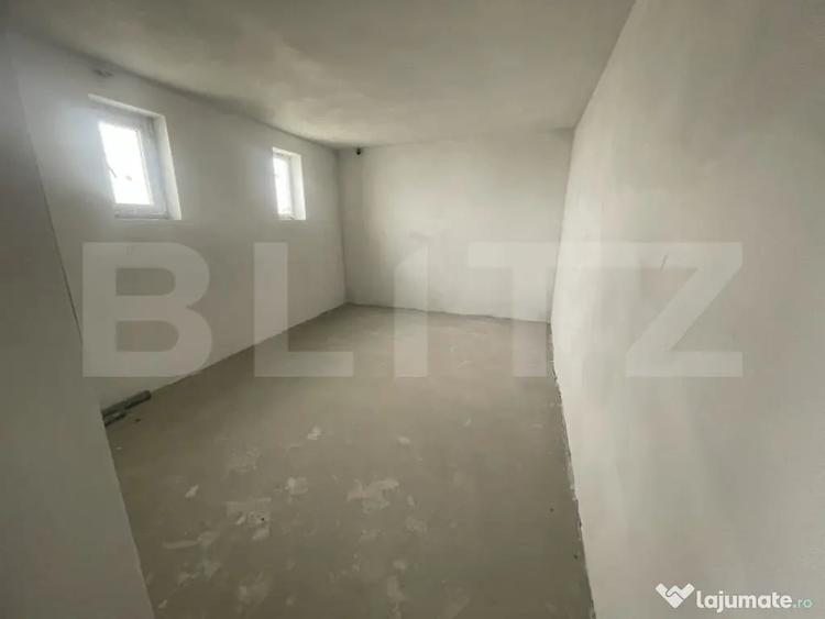 Casa individuala semifinisata, 4 camere, 10 ari teren si gar - 6
