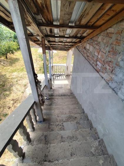 Casă cu 4 camere în Țuțora