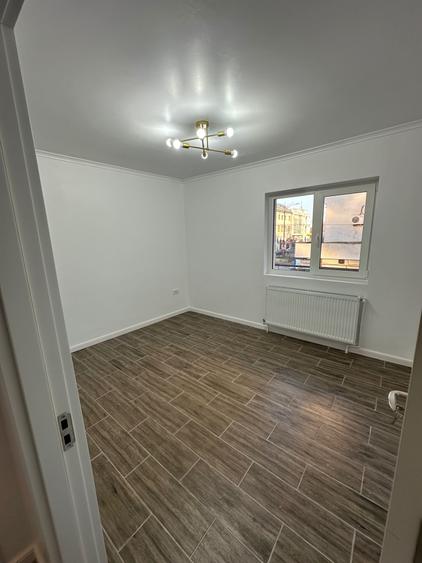 Proprietar, inchiriez apartament ultracentral, vis a vis tribunal, pretabil birouri. - 3