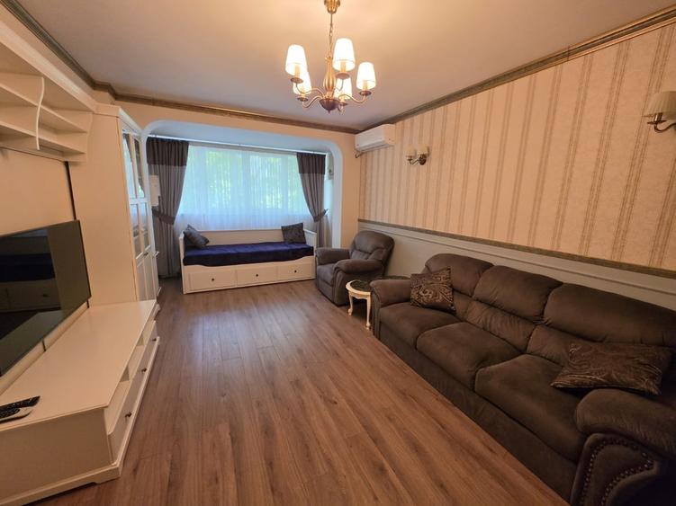 Apartament cu 2 camere decomandat, mobilat în Cantemir