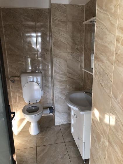 Spațiu comercial, de 40 mp, în Central
