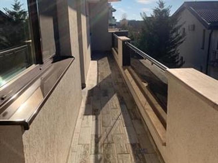 Apartament cu 2 camere decomandat, mobilat în Sisești