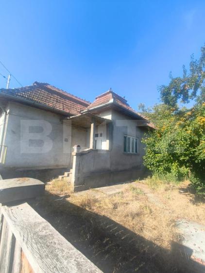 Casă cu 2 camere cu Teren 1127 Mp în Unirea