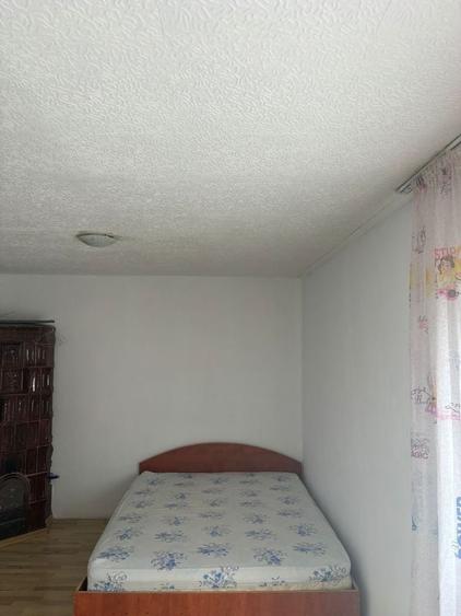 Casă cu 4 camere cu Teren 200 Mp în Central