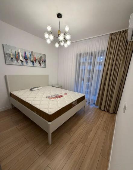 Apartament cu 3 camere semidecomandat, mobilat în Floreasca