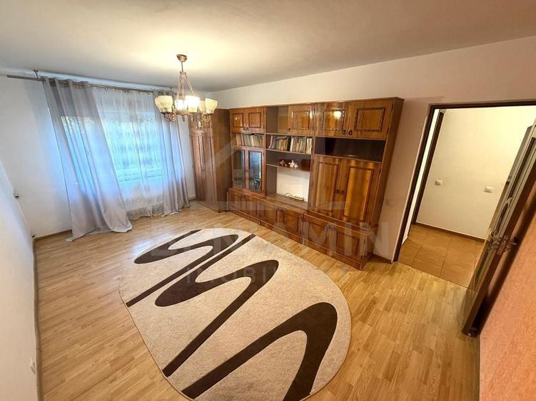 3 camere decomandat cu 2 bai Rovine etajul 3 centrala ter... - 1
