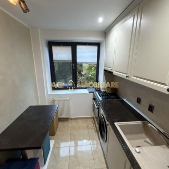 Apartament cu 2 camere decomandat, mobilat în Colentina