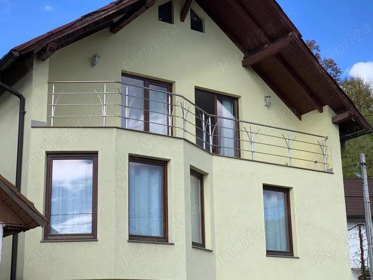 Casă cu 4 camere în Central