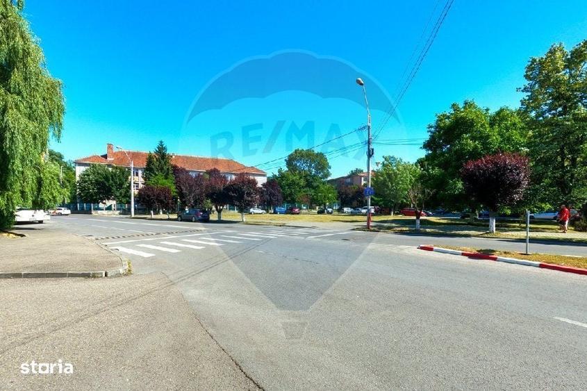 Spațiu comercial, în Batiz