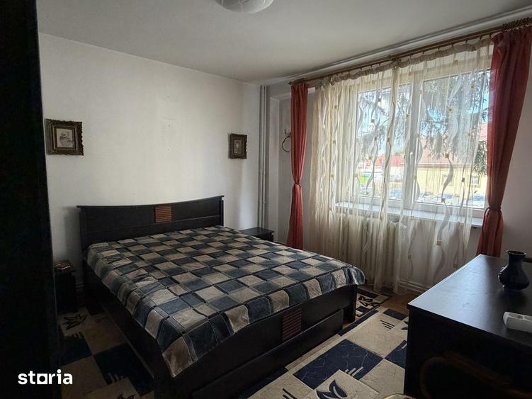 Apartament cu 3 camere în Central