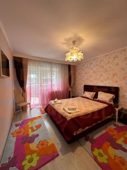 Casă individuală cu 5 camere cu Teren 505 Mp în Mamaia-Sat